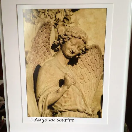 Sur Petite Place ホームステイ