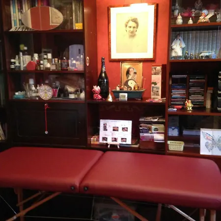 Pansiyon Sur Petite Place Reims