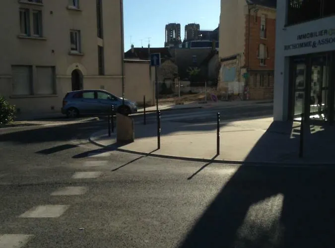 Sur Petite Place Reims